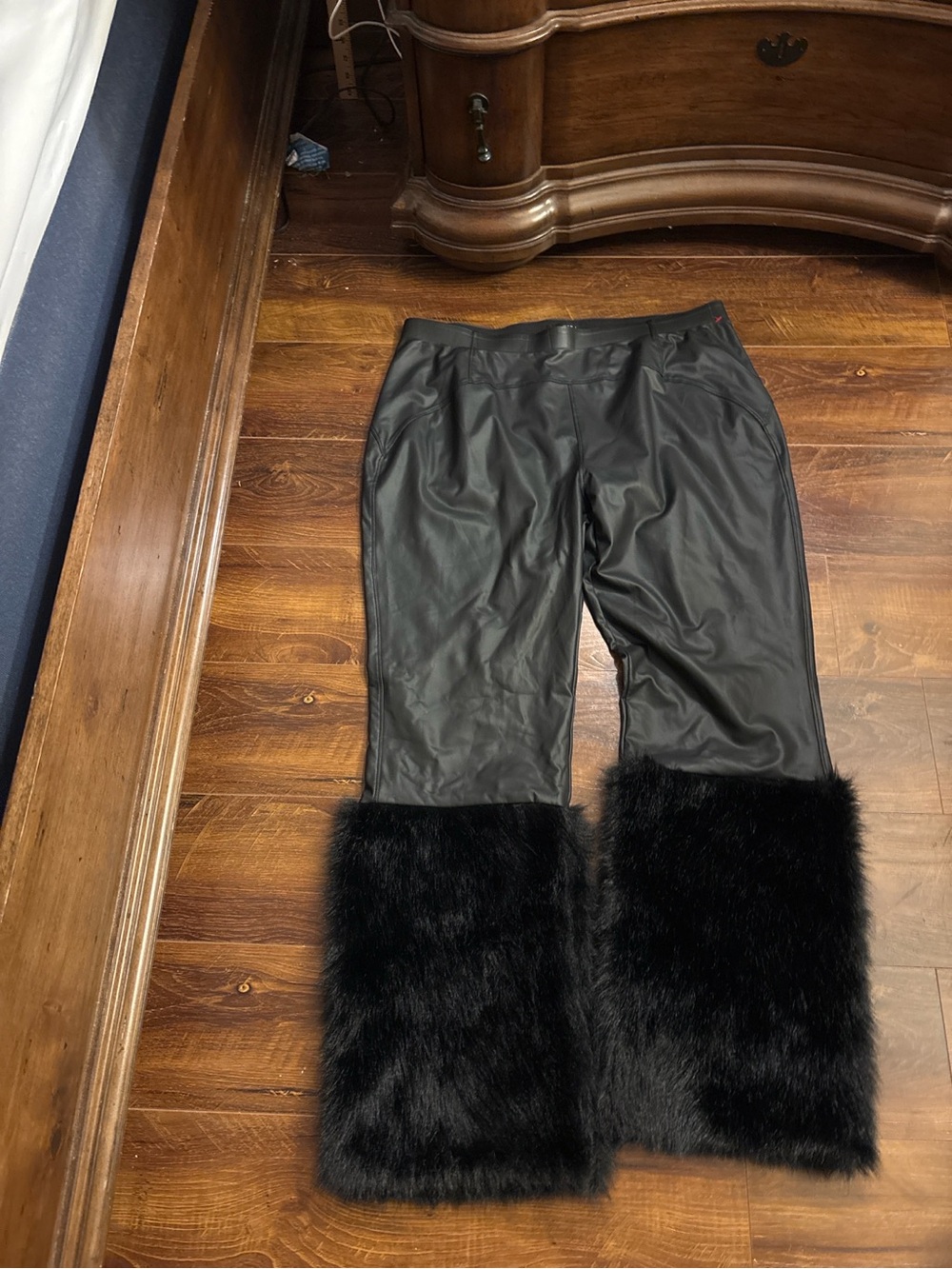 AKIRA Vibe To Remember Faux Fur Vegan Leather Pants Black 3X Plus Size